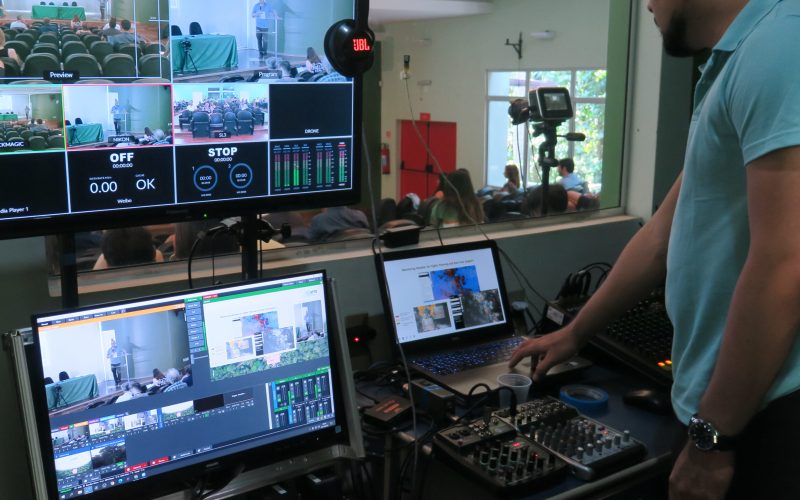 People not in Manaus could follow online thanks to the great technical team at INPA.
© ATTO team